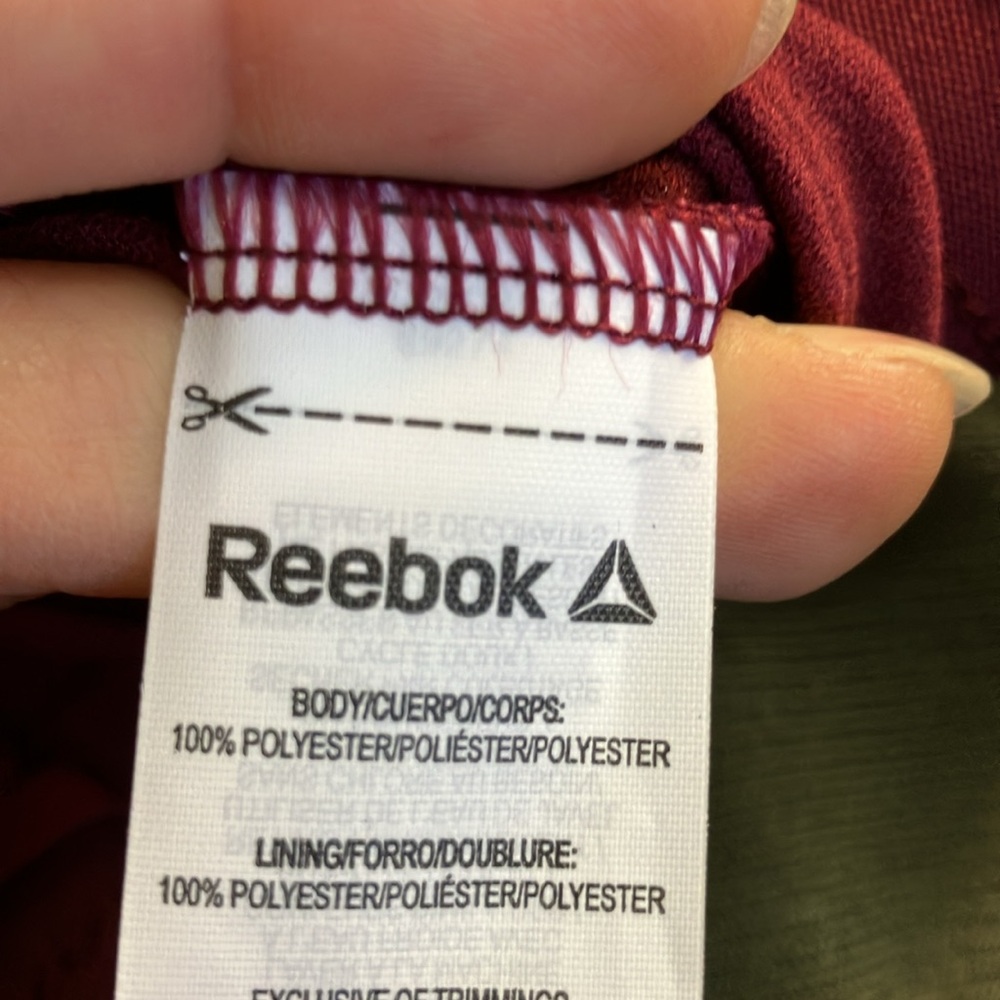 🔥 10 for $100 🔥 Reebok athletic running shorts burgundy elastic waistband New - Picture 7 of 9